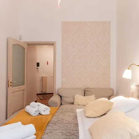 Salotto Matteotti Luxury Appartement
